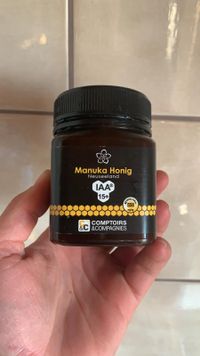 Manuka Honig bei Ohrrandnekrose